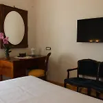 فندق مبيت وإفطار Badia Santa Maria De' Olearia (adults Only) 4*