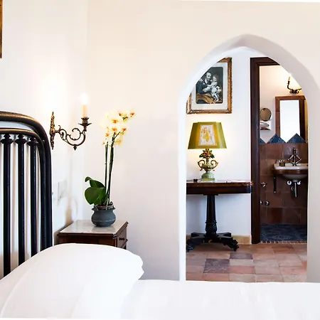 فندق مبيت وإفطار Badia Santa Maria De' Olearia (adults Only)